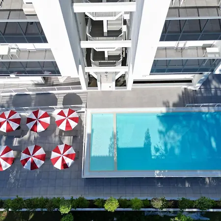 Pool 400m From Διαμέρισμα *